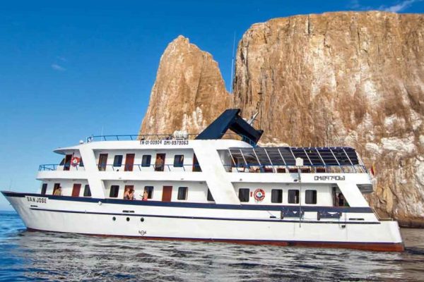 SAN-JOSE-YACHT-2-qpxju2ptxfry7at07rehuporcf21qz2qqxg55tkhb4